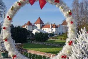 ADVENT V VARAŽDINU IN KUMROVEC - 1 DAN ADVENT V VARAŽDINU IN KUMROVEC - 1 DAN